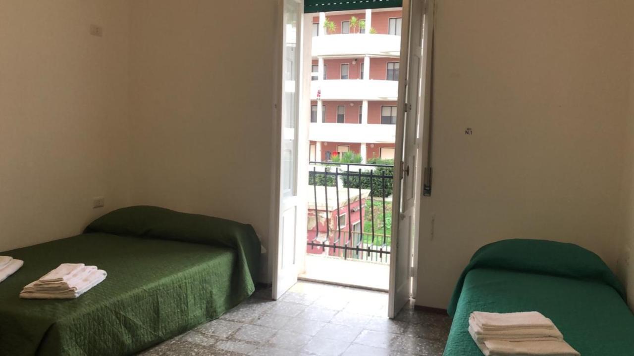 Castellaneta Short Term -Low Cost Exterior photo